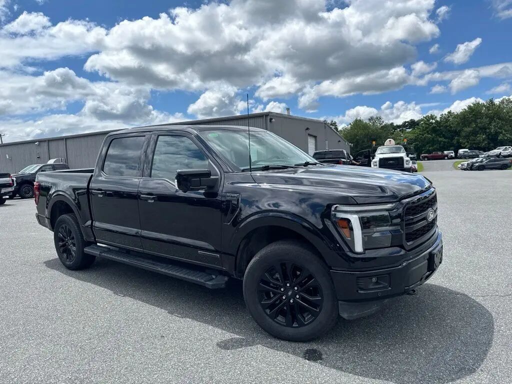 2025 Ford F-150 Lariat — photo 1 of 13