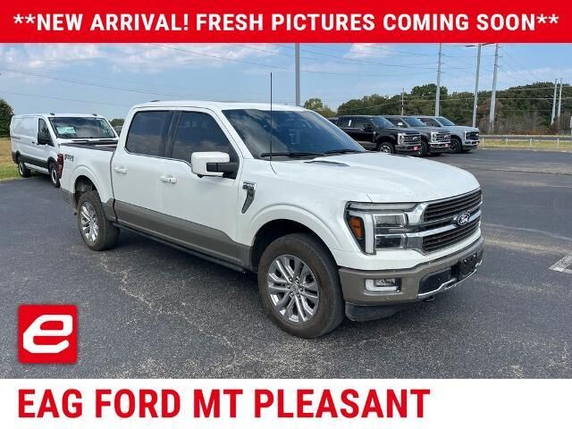 2025 Ford F-150 King Ranch — photo 1 of 26