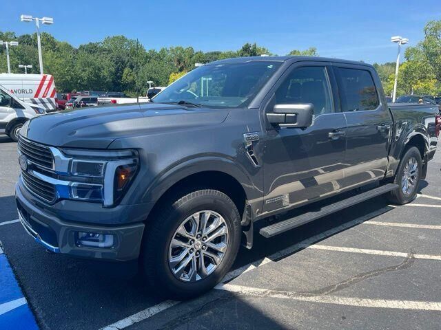 2025 Ford F-150 King Ranch — photo 1 of 4