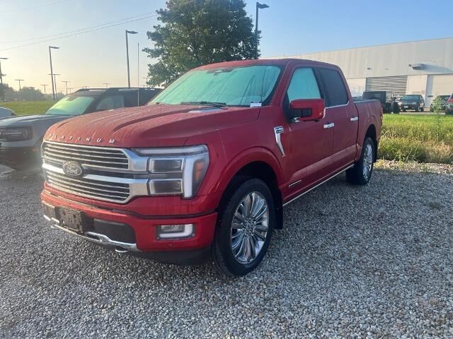 2024 Ford F-150 Platinum — photo 1 of 4