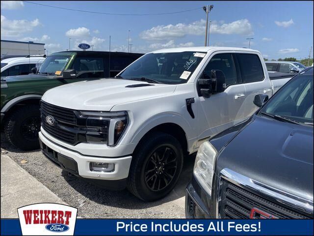 2025 Ford F-150 Platinum — photo 1 of 13