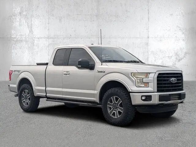 2015 Ford F-150 XLT — photo 1 of 66