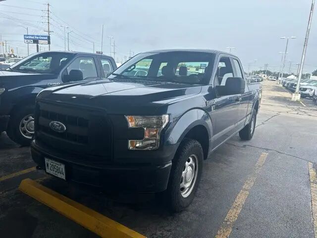 2015 Ford F-150 XL — photo 1 of 33