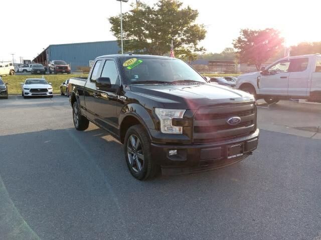 2017 Ford F-150 Lariat — photo 1 of 26