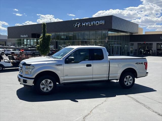2017 Ford F-150 XLT — photo 1 of 13