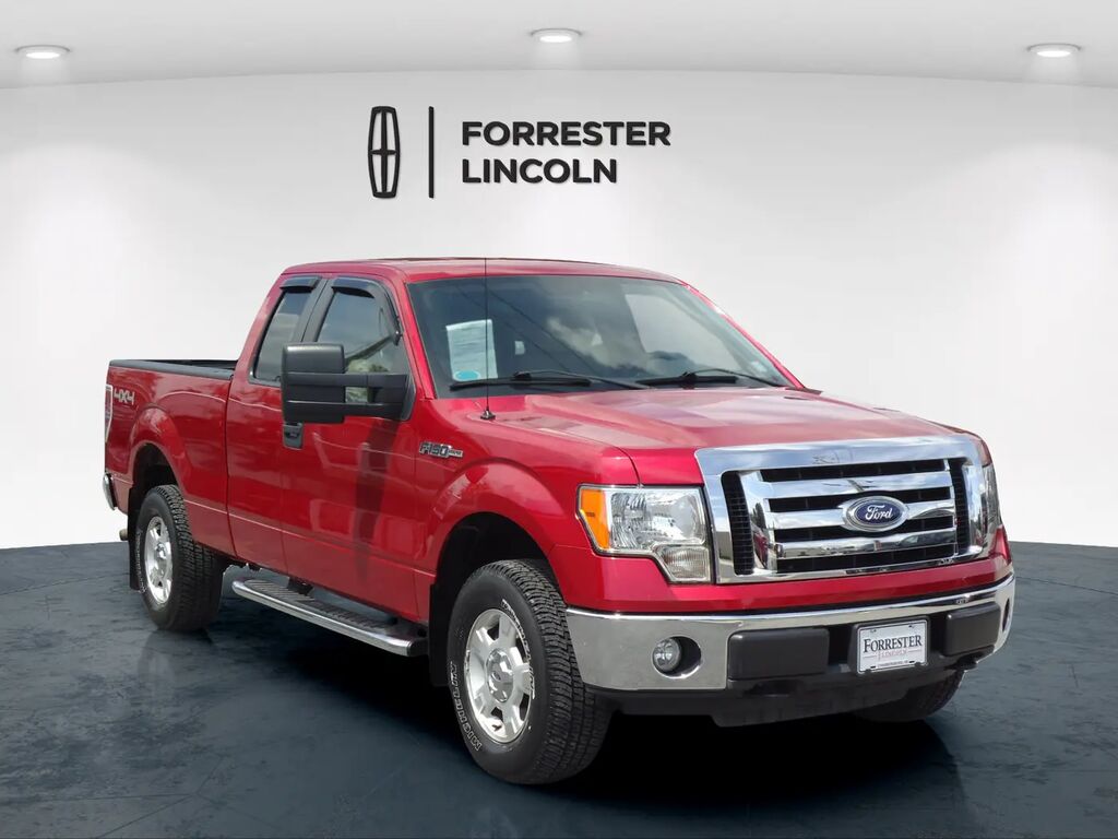 2010 Ford F-150 XLT — photo 1 of 39