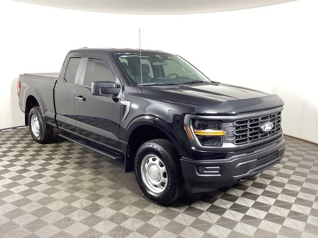 2025 Ford F-150 XL — photo 1 of 15