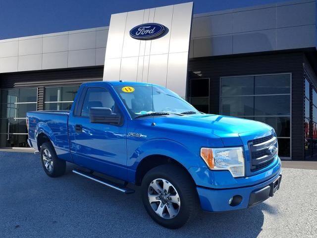 2013 Ford F-150 STX — photo 1 of 3