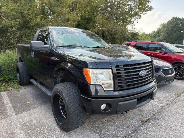 2014 Ford F-150 STX — photo 1 of 3