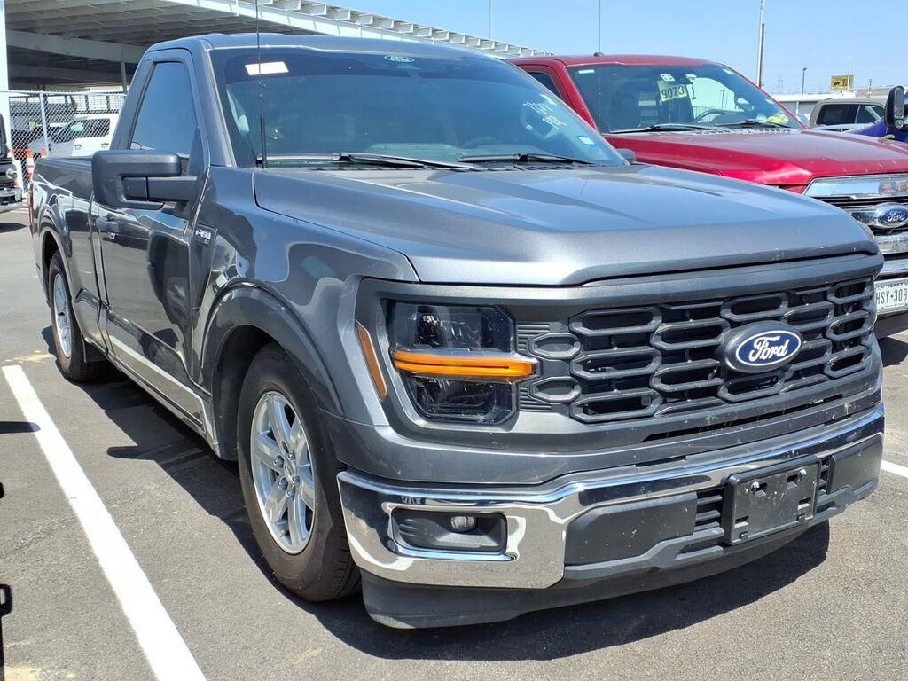 2025 Ford F-150 XL — photo 1 of 4