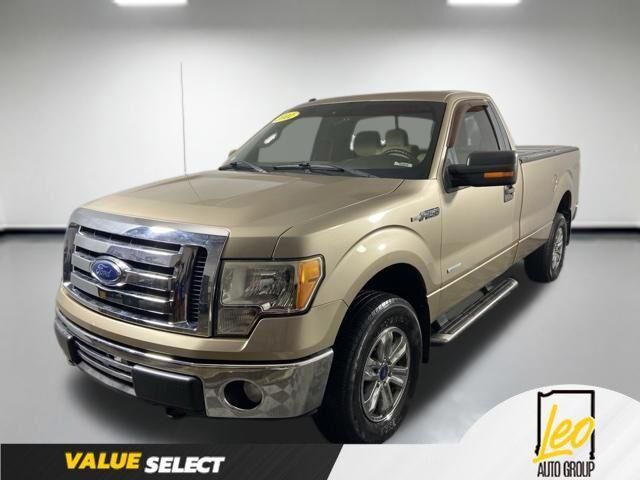 2011 Ford F-150 XLT — photo 1 of 13