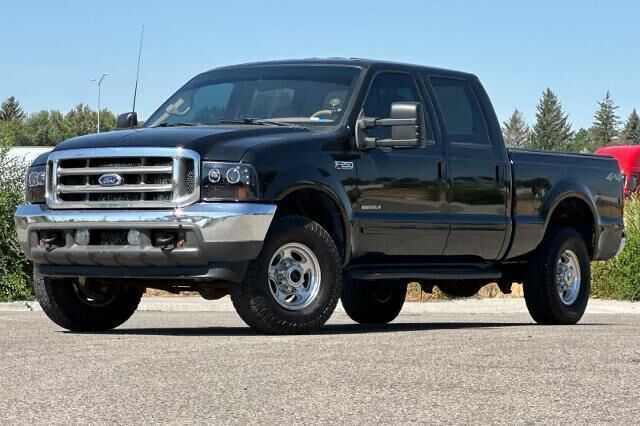 2001 Ford F-250 Super Duty Lariat — photo 1 of 26
