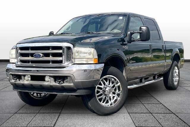 2002 Ford F-250 Super Duty Lariat — photo 1 of 26