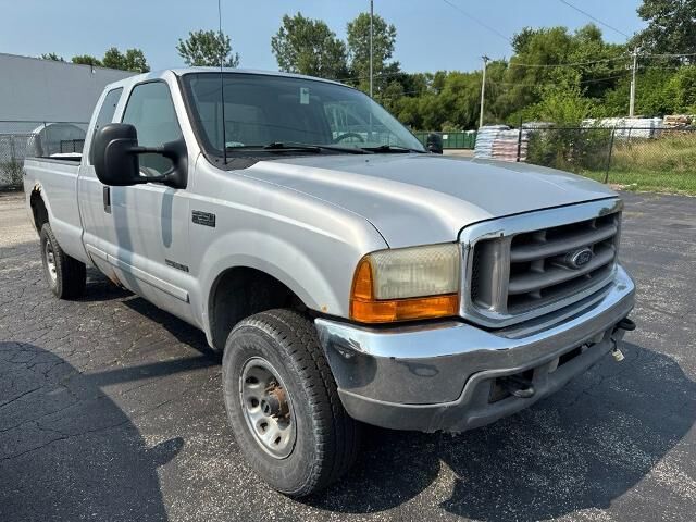 2001 Ford F-250 Super Duty XLT