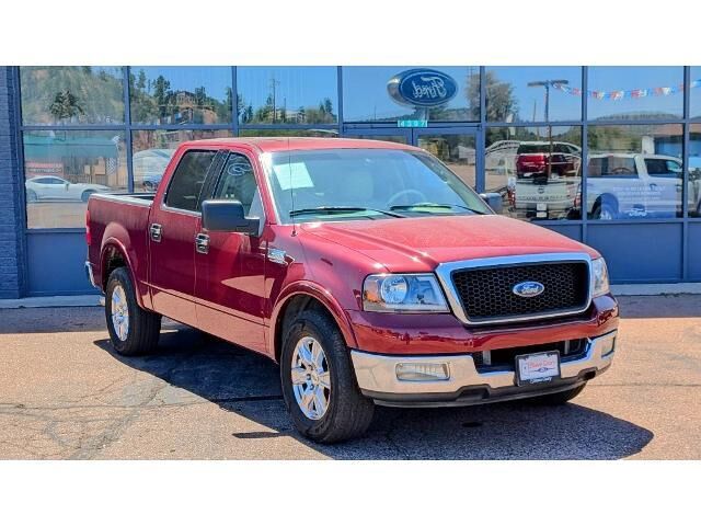 2004 Ford F-150 Lariat — photo 1 of 13