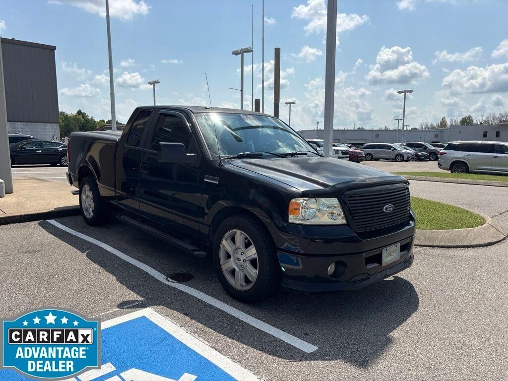 2007 Ford F-150 XLT — photo 1 of 4