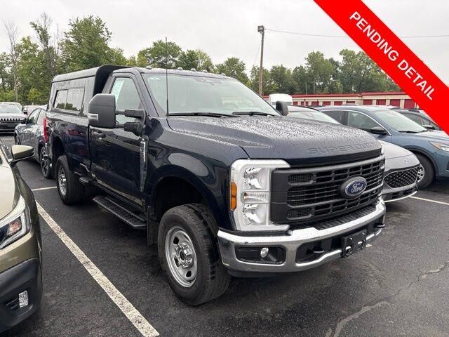 2024 Ford F-350 Super Duty XL — photo 1 of 4