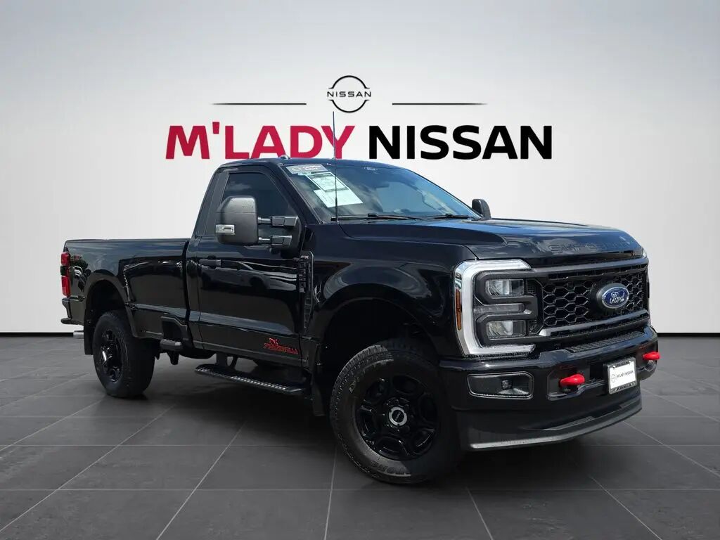 2025 Ford F-350 Super Duty XL — photo 1 of 26
