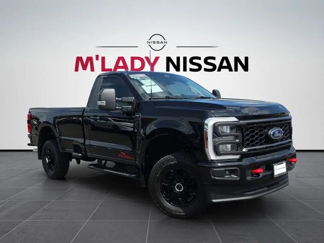 2025 Ford F-350 Super Duty XL