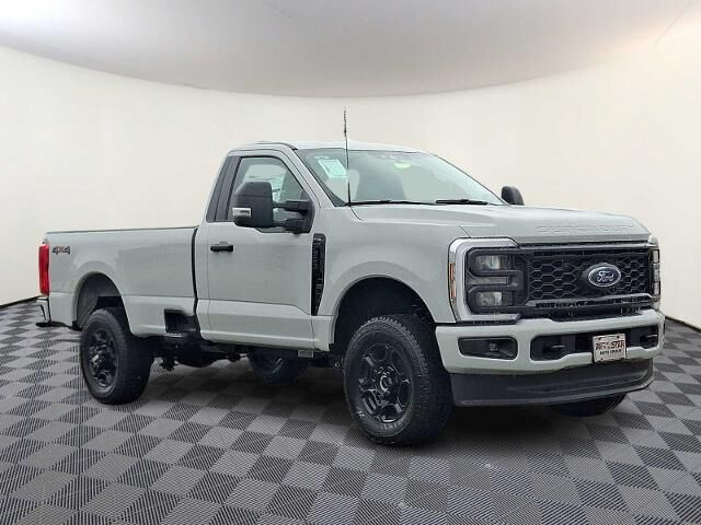 2026 Ford F-350 Super Duty XLT