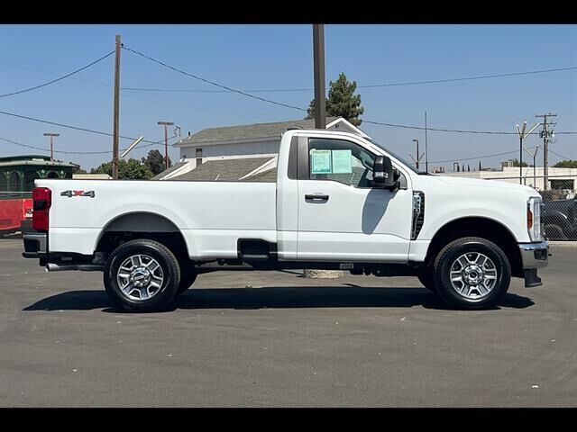 2025 Ford F-350 Super Duty XLT