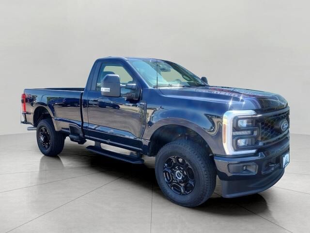 2025 Ford F-350 Super Duty XL