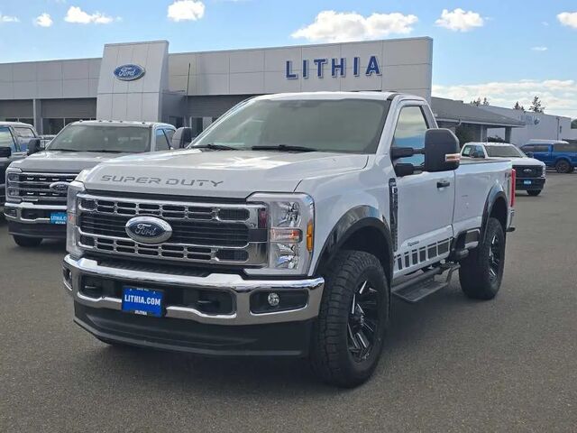 2025 Ford F-350 Super Duty XLT