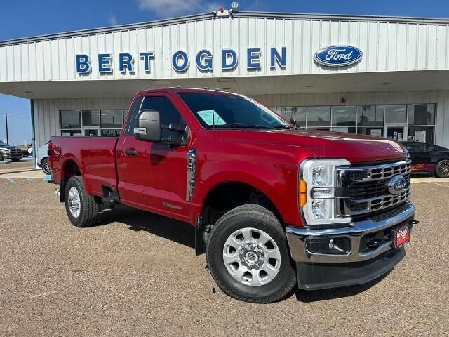 2023 Ford F-350 Super Duty XLT — photo 1 of 26