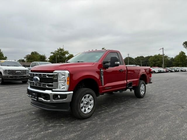 2023 Ford F-350 Super Duty XLT