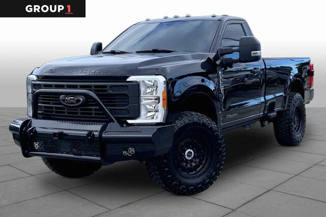 2023 Ford F-350 Super Duty XLT