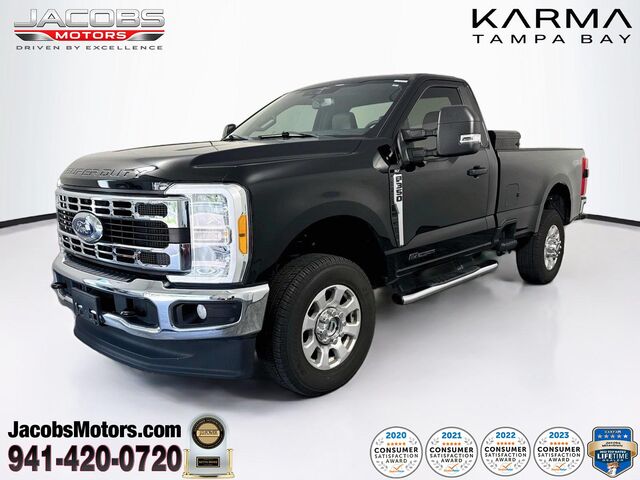 2023 Ford Super Duty F-350 SRW XLT