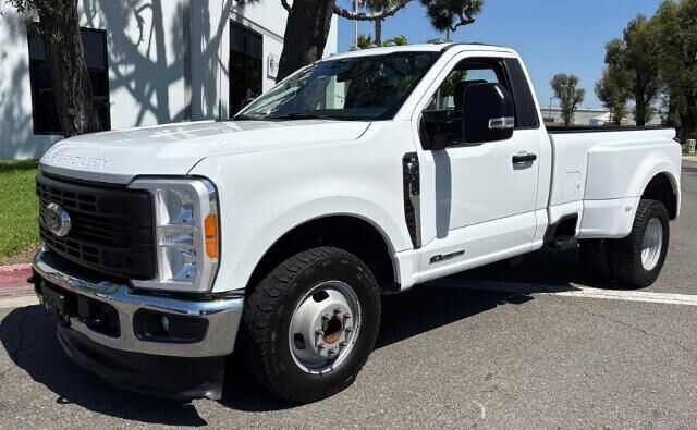 2023 Ford F-350 Super Duty XL — photo 1 of 12