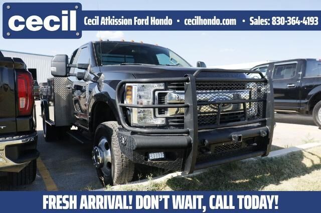 2019 Ford F-350 Super Duty XL — photo 1 of 11