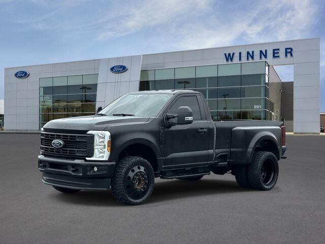 2024 Ford F-350 Super Duty XL — photo 1 of 26