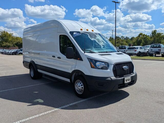 2025 Ford Transit 350 HD