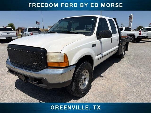 2000 Ford F-350 Super Duty XLT — photo 1 of 13