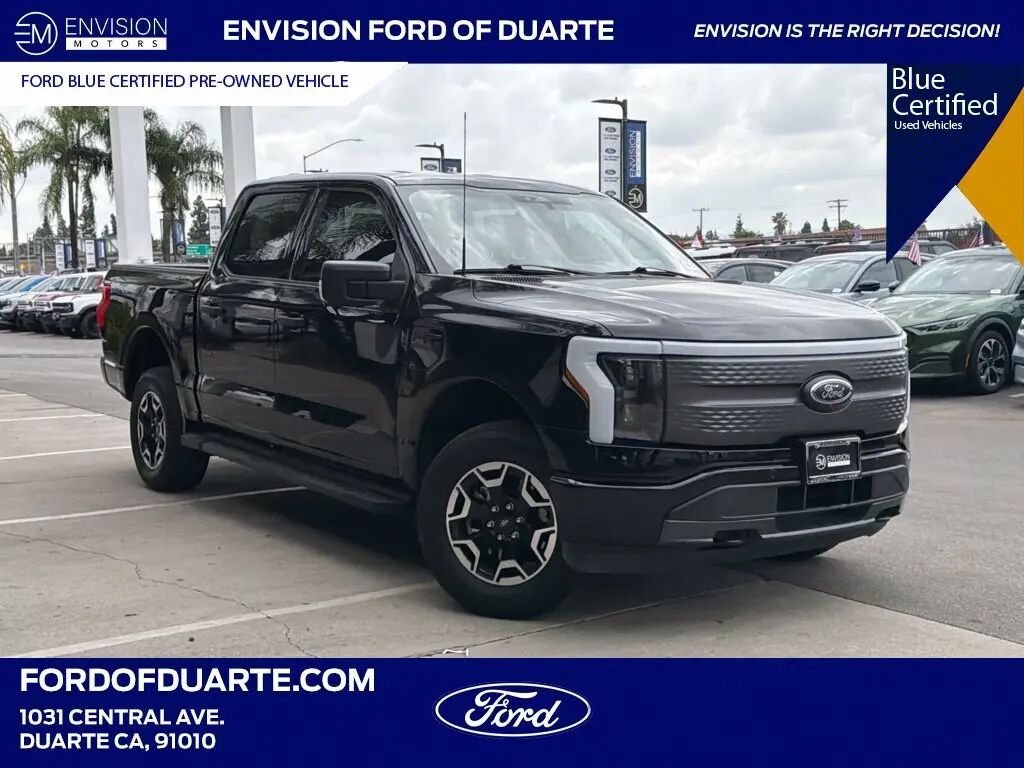 2023 Ford F-150 Lightning XLT — photo 1 of 11