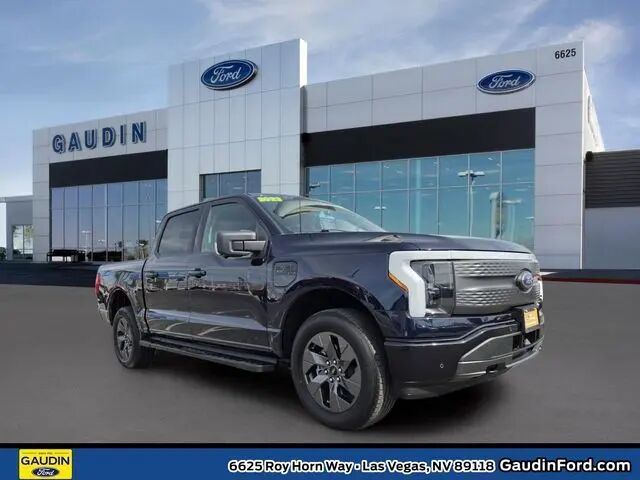 2023 Ford F-150 Lightning XLT — photo 1 of 25