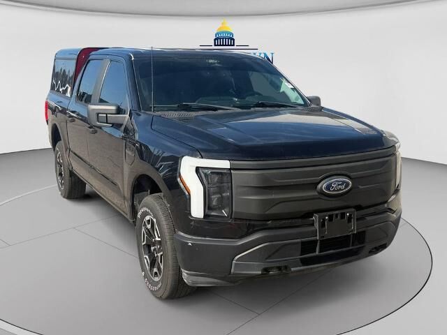 2022 Ford F-150 Lightning Pro — photo 1 of 39
