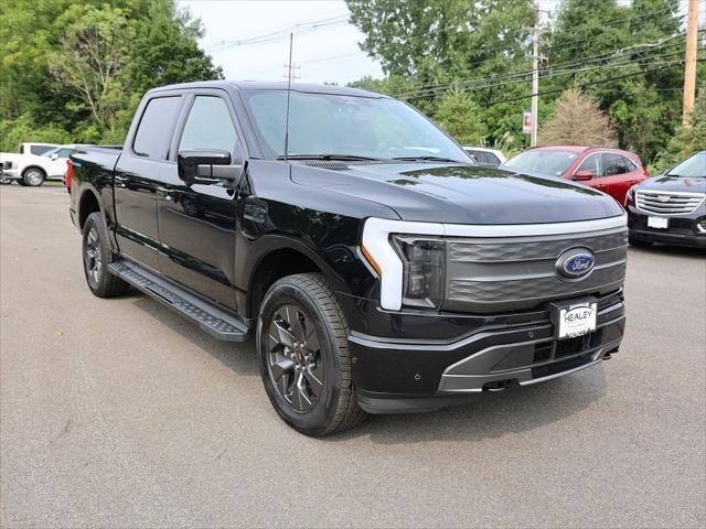 2022 Ford F-150 Lightning Lariat