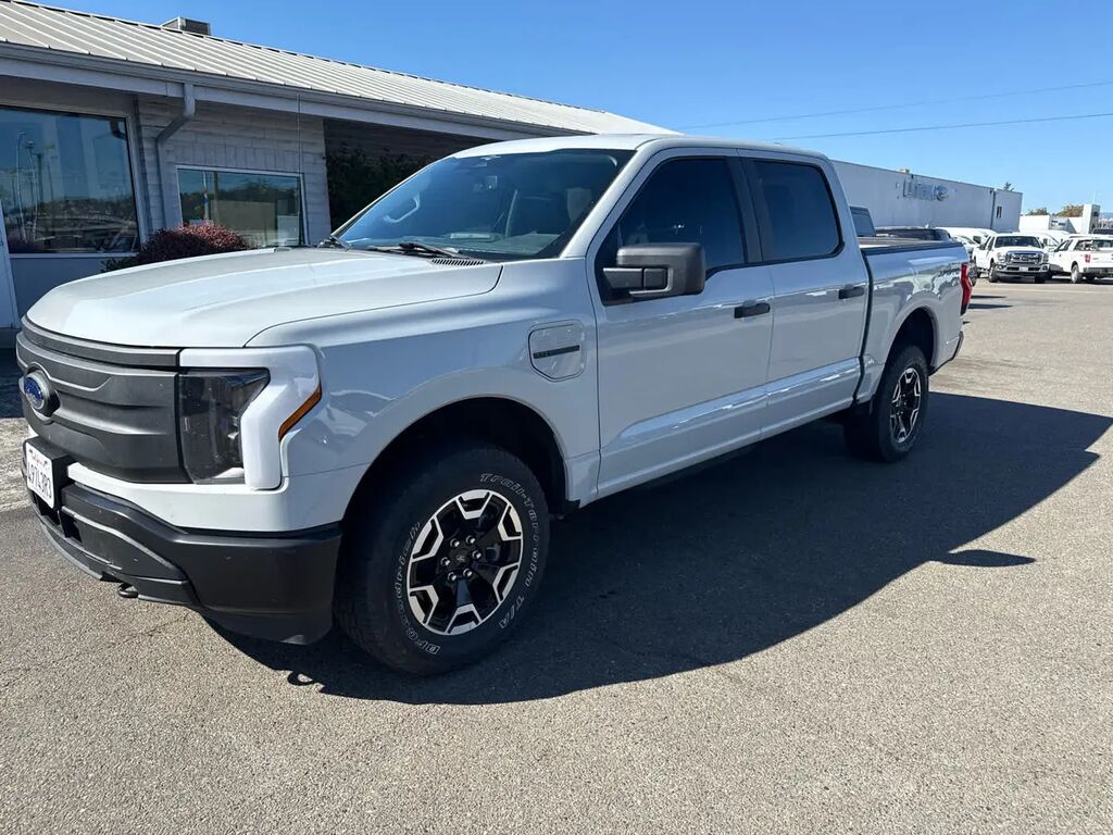 2023 Ford F-150 Lightning Pro — photo 1 of 12
