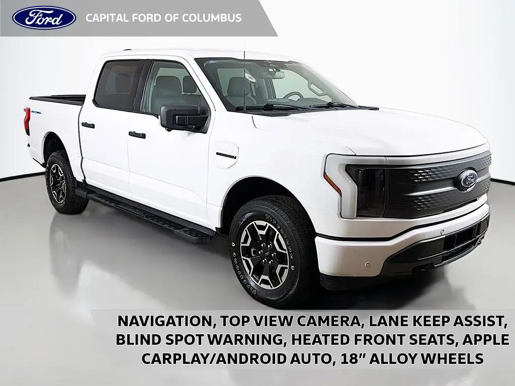 2023 Ford F-150 Lightning XLT — photo 1 of 10