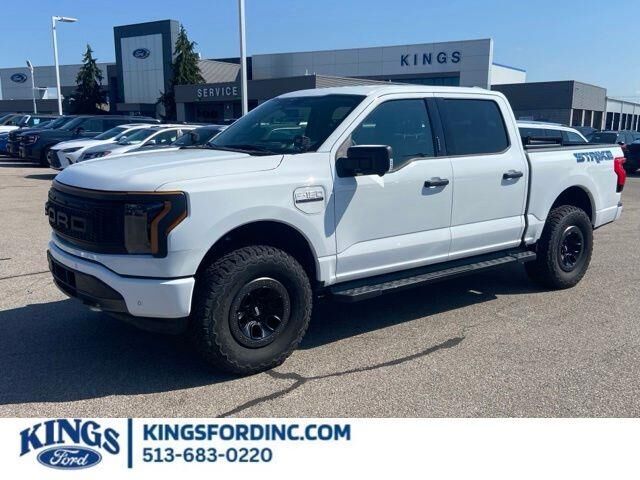2023 Ford F-150 Lightning XLT — photo 1 of 16