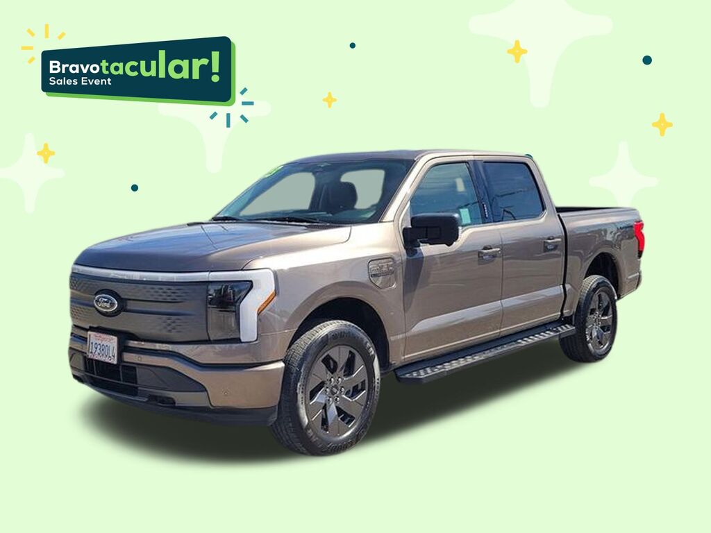 2023 Ford F-150 Lightning XLT — photo 1 of 7