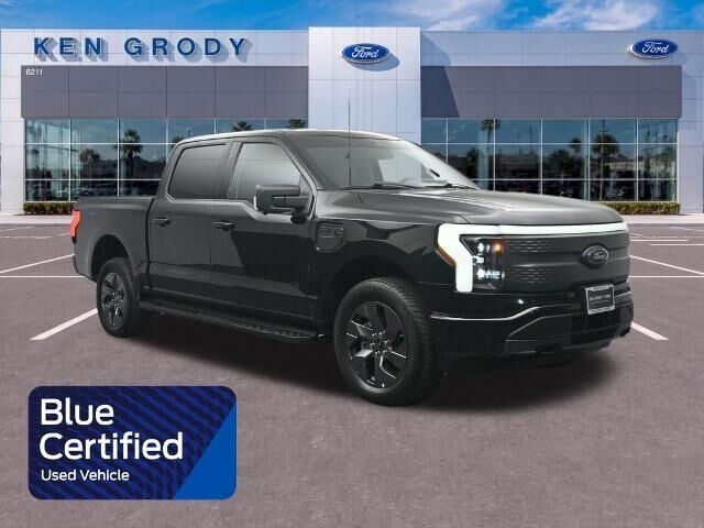 2023 Ford F-150 Lightning XLT — photo 1 of 26