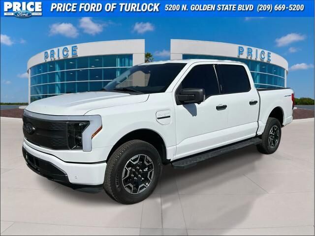 2023 Ford F-150 Lightning XLT