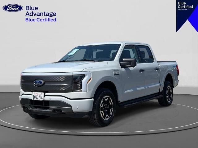 2023 Ford F-150 Lightning XLT — photo 1 of 39