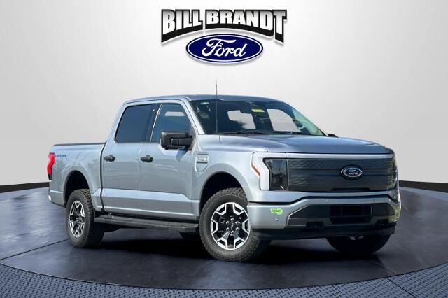 2023 Ford F-150 Lightning XLT — photo 1 of 39