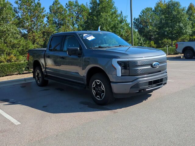 2023 Ford F-150 Lightning XLT