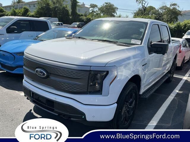 2023 Ford F-150 Lightning XLT — photo 1 of 26